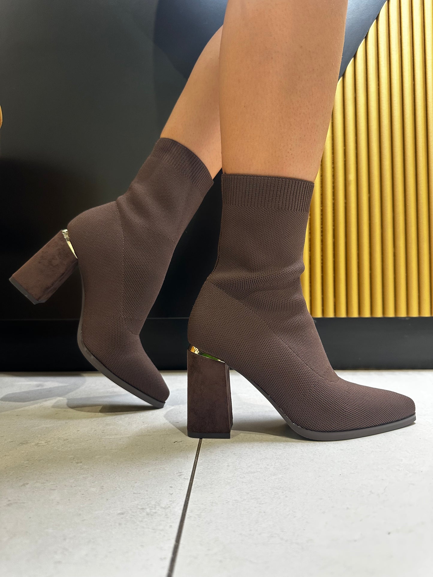 Tronchetti Camoscio Tacco Doppio Marrone