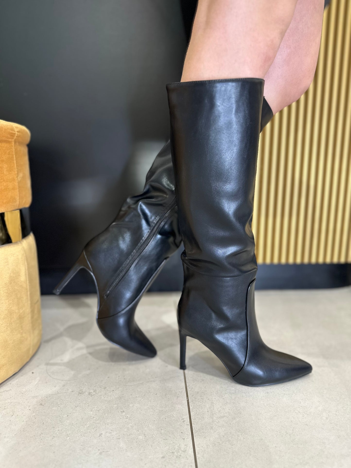 Stivali effetto pelle nero 9 cm