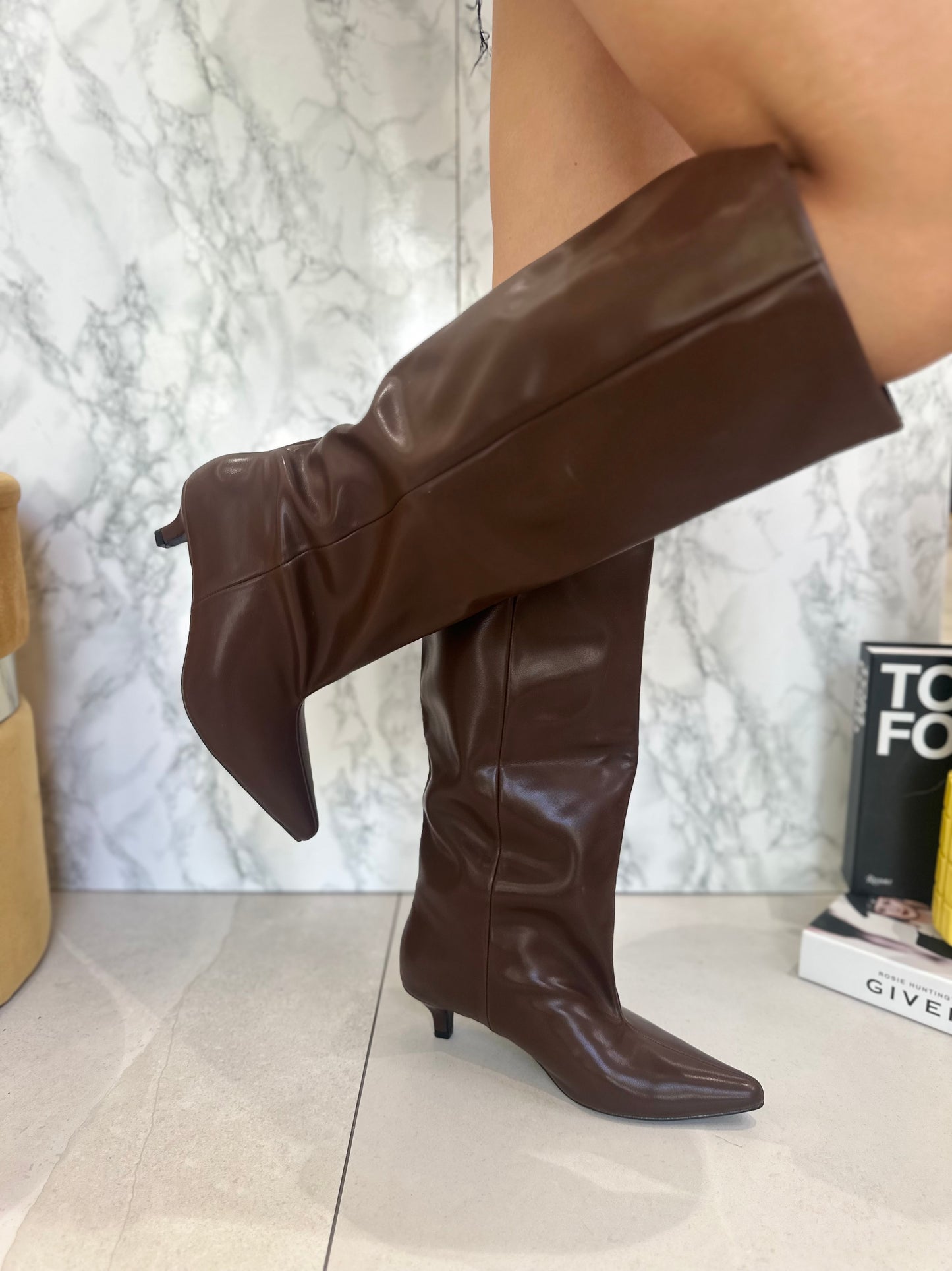 Stivali Slouchy Kitten heels