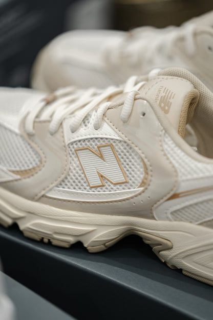 New Balance 530 Beige