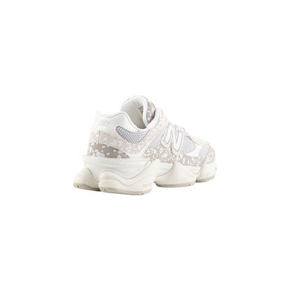 New Balance  9060 beige/bianca