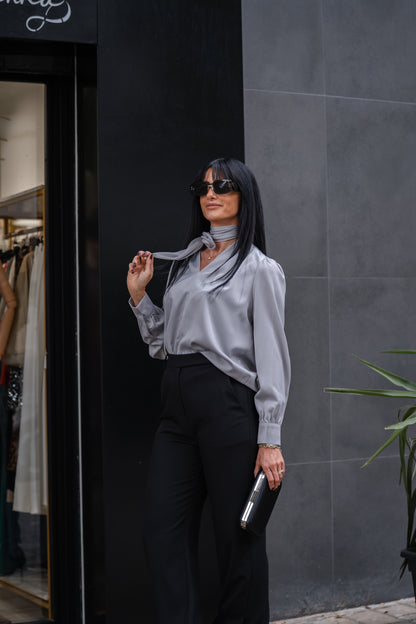 Camicia Blusa Satin con Rosa Applicata