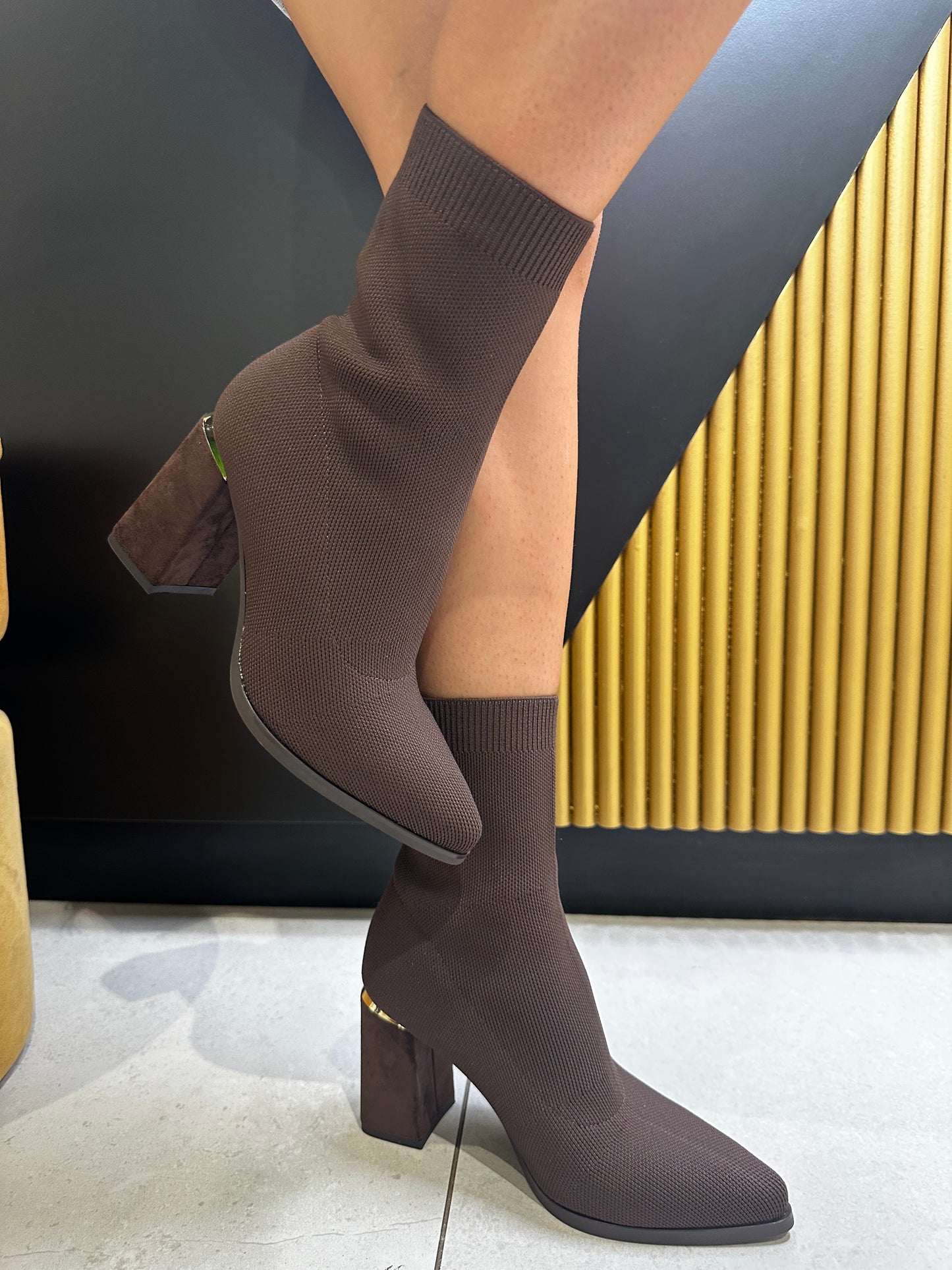 Tronchetti Camoscio Tacco Doppio Marrone