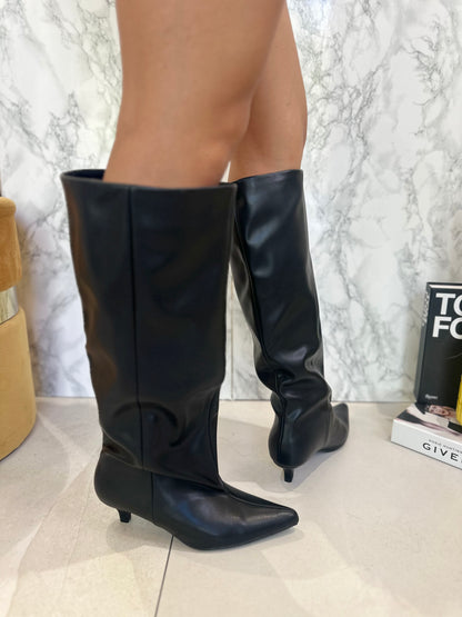 Stivali Slouchy Kitten heels